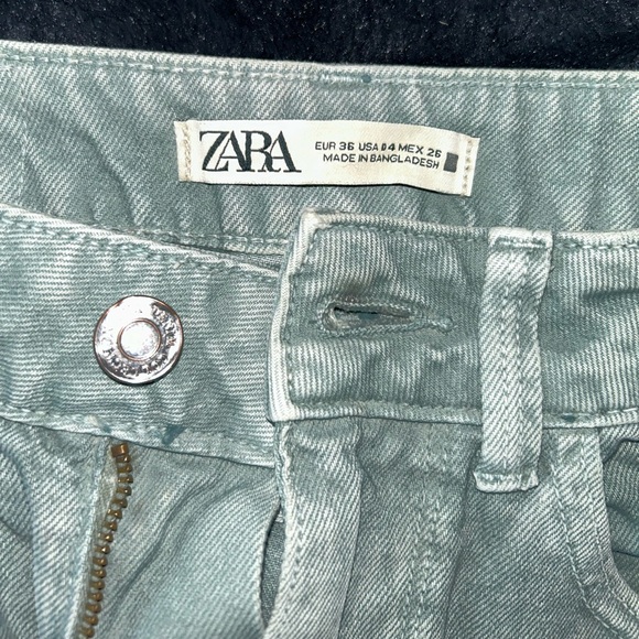 Zara Green Straight Leg Jeans - Picture 3 of 4